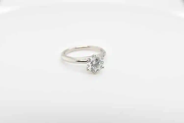 diamond engagement ring
