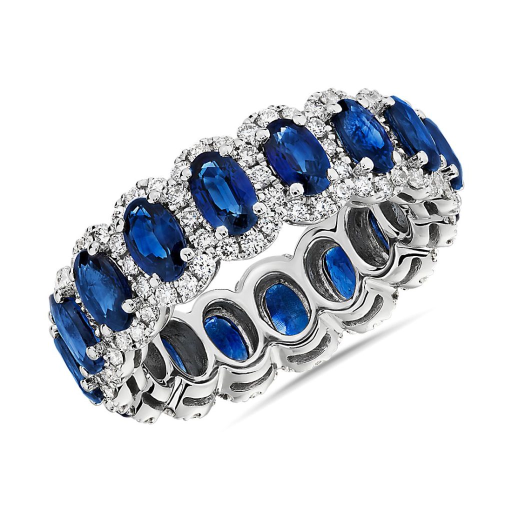Sustainable Stones engagement ring